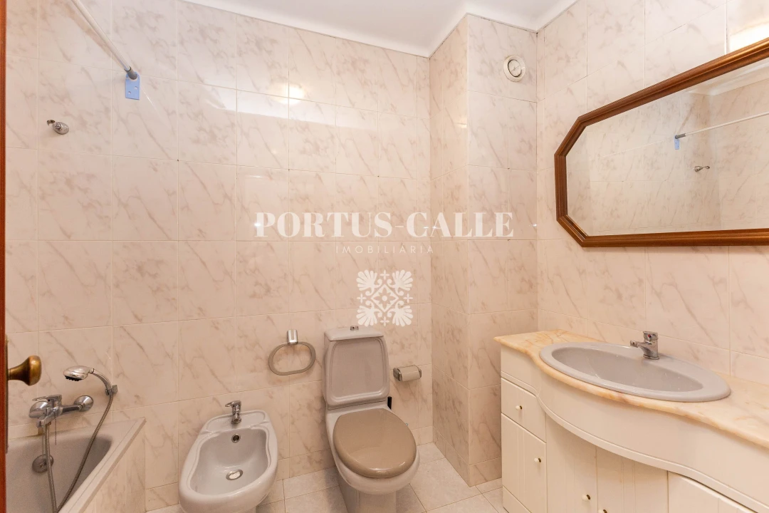 Apartamento T2 para Venda em Canidelo Foto 17