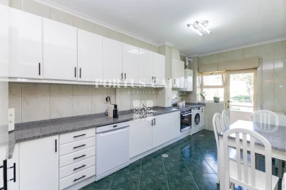 Apartamento T2 para Venda em Pedroso e Seixezelo