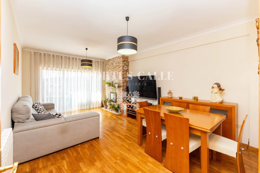 Apartamento T2 para Venda em Pedroso e Seixezelo Foto 1