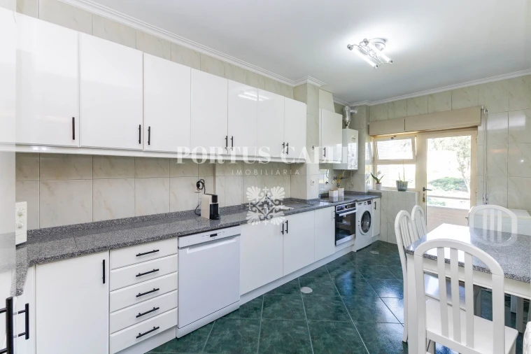 Apartamento T2 para Venda em Pedroso e Seixezelo Foto 19