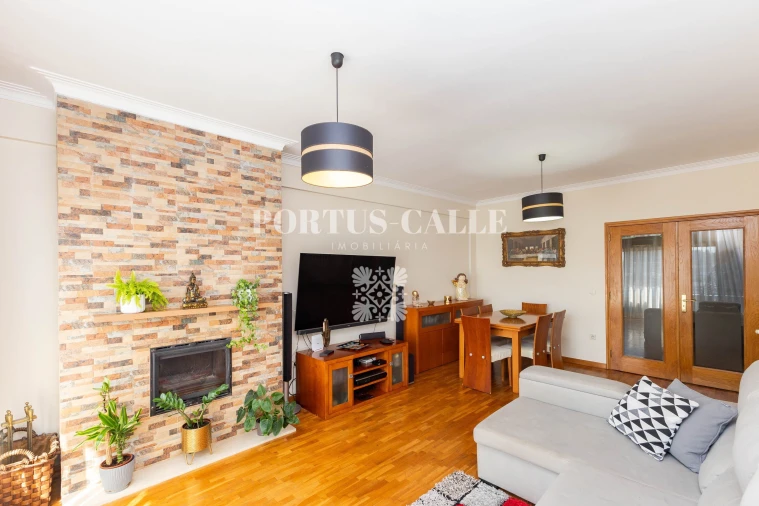 Apartamento T2 para Venda em Pedroso e Seixezelo Foto 7