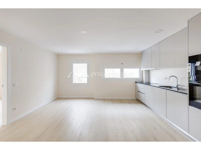 Apartamento T2 para Venda em Coimbrão Foto 3