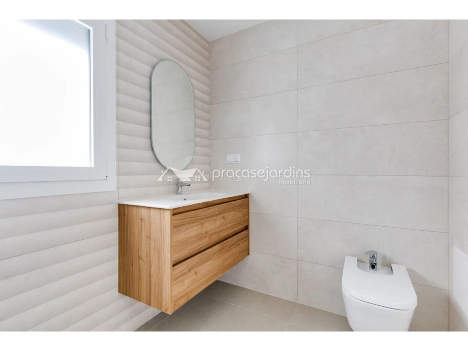 Apartamento T2 para Venda em Coimbrão Foto 11