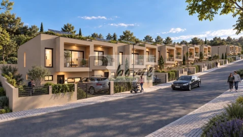 Moradia T3 para Venda em Charneca de Caparica e Sobreda