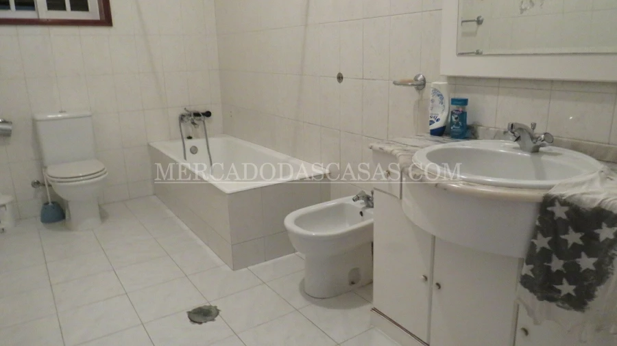 Moradia T3 para Venda em Fiães Foto 13