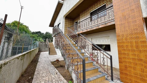 Moradia T4 para Venda em Santa Maria de Lamas