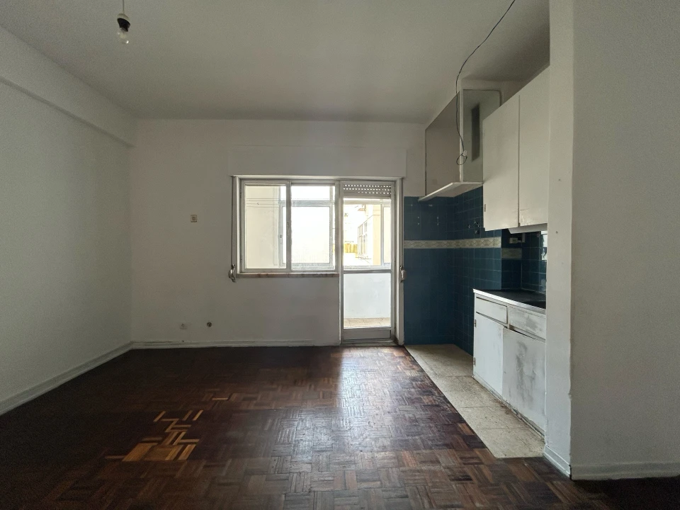 Apartamento T1 para Venda em Águas Livres Foto 6