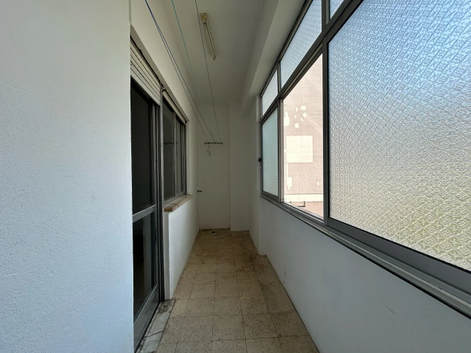 Apartamento T1 para Venda em Águas Livres Foto 10