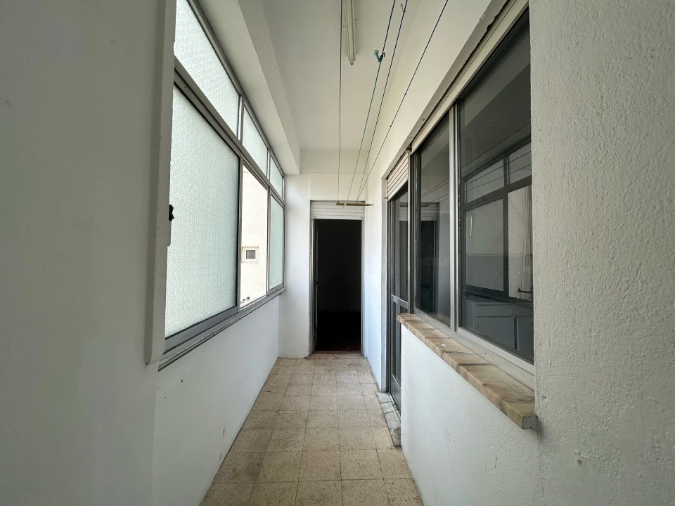 Apartamento T1 para Venda em Águas Livres Foto 11
