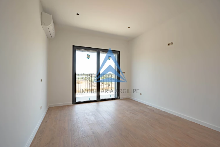 Apartamento T1 para Venda em Pelariga Foto 9