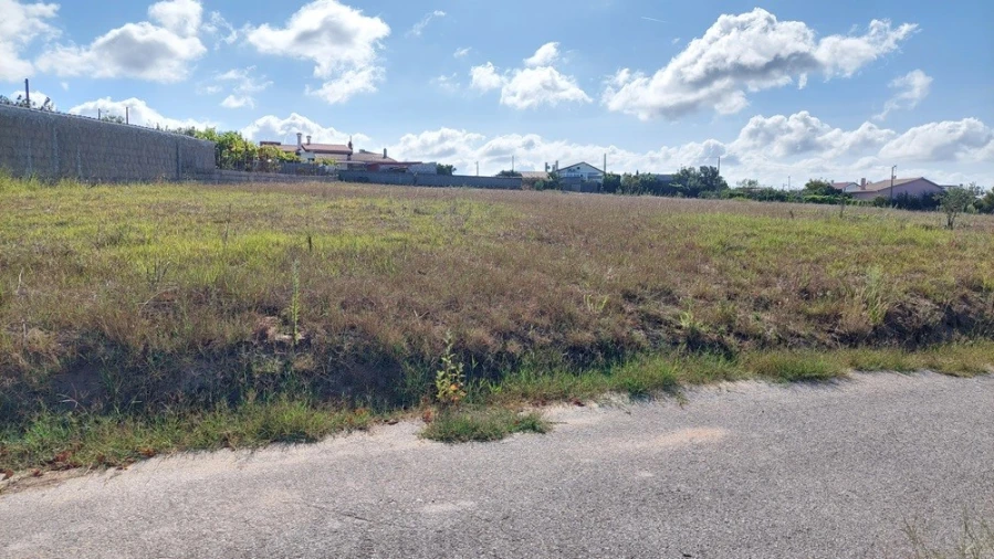 Terreno para Venda em Souto da Carpalhosa e Ortigosa Foto 2