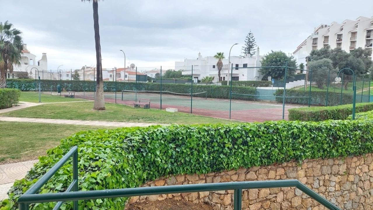 Apartamento para Venda em Albufeira e Olhos de Água Foto 11