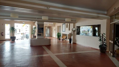 Apartamento para Venda em Albufeira e Olhos de Água