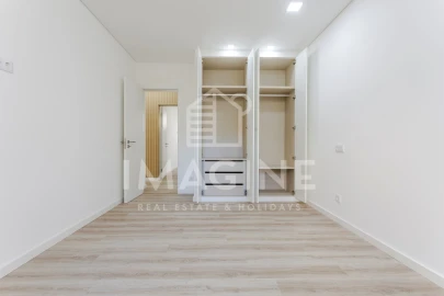 Apartamento T4 para Venda em União das Freguesias de Setúbal