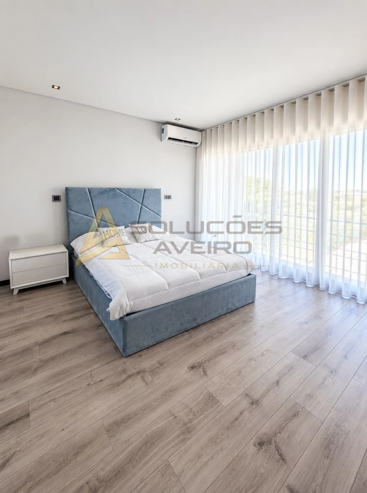 Moradia T4 para Venda em Oiã Foto 29