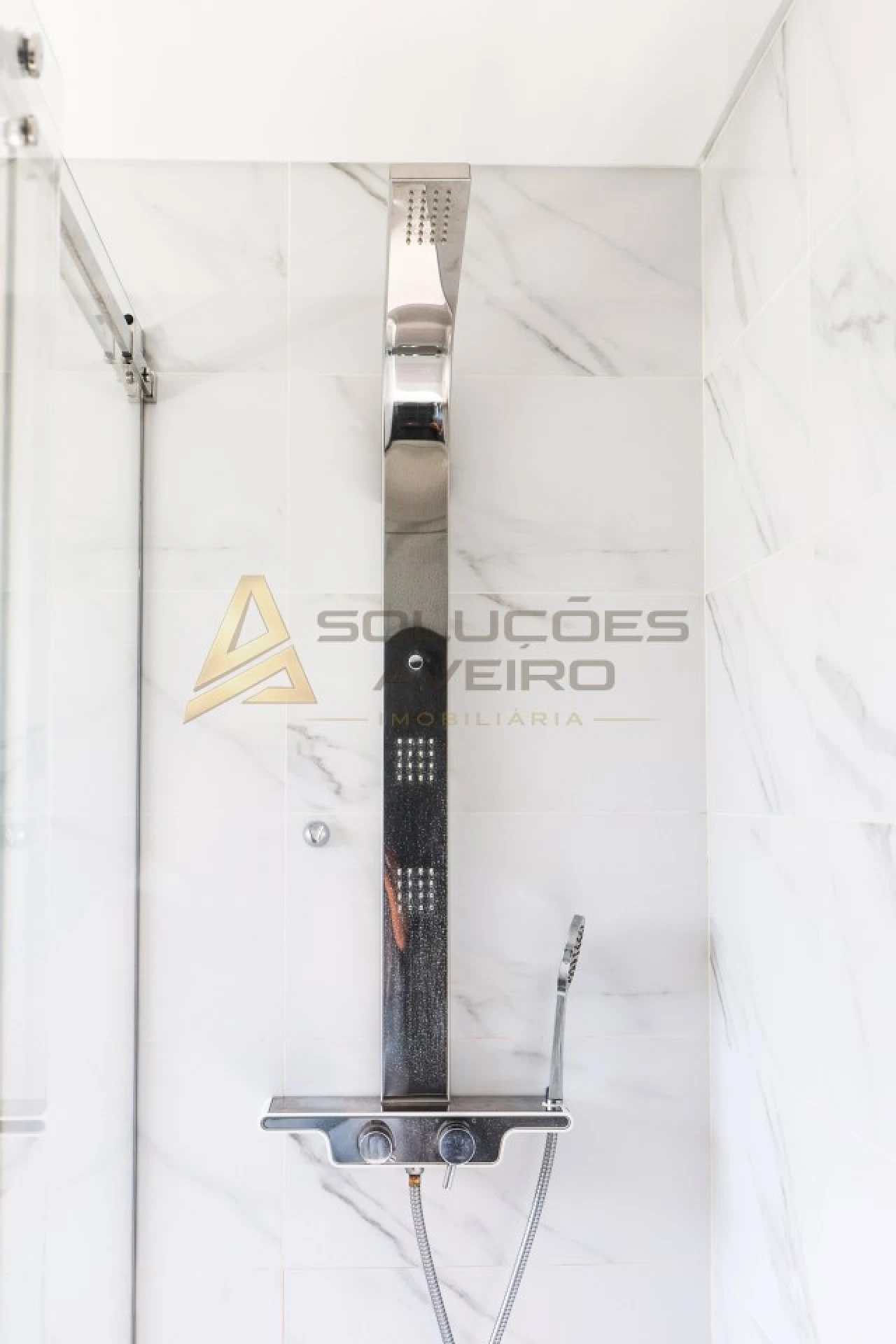 Moradia T4 para Venda em Oiã Foto 66