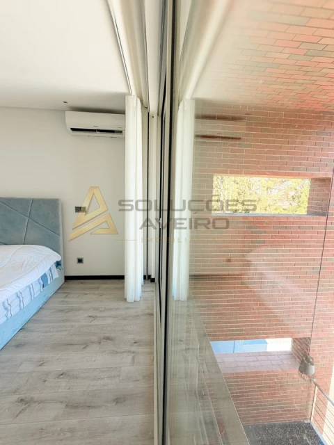 Moradia T4 para Venda em Oiã