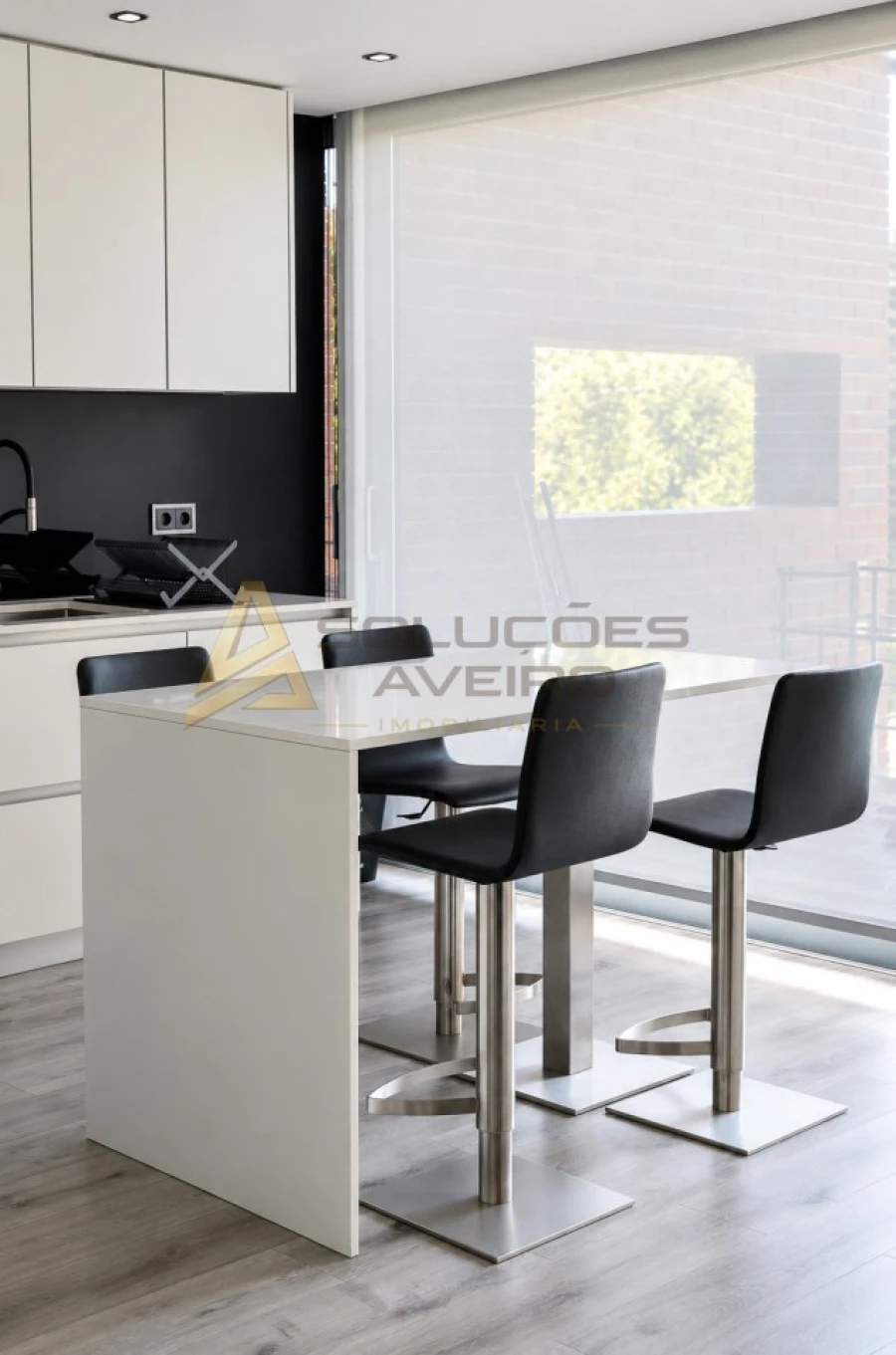 Moradia T4 para Venda em Oiã Foto 38