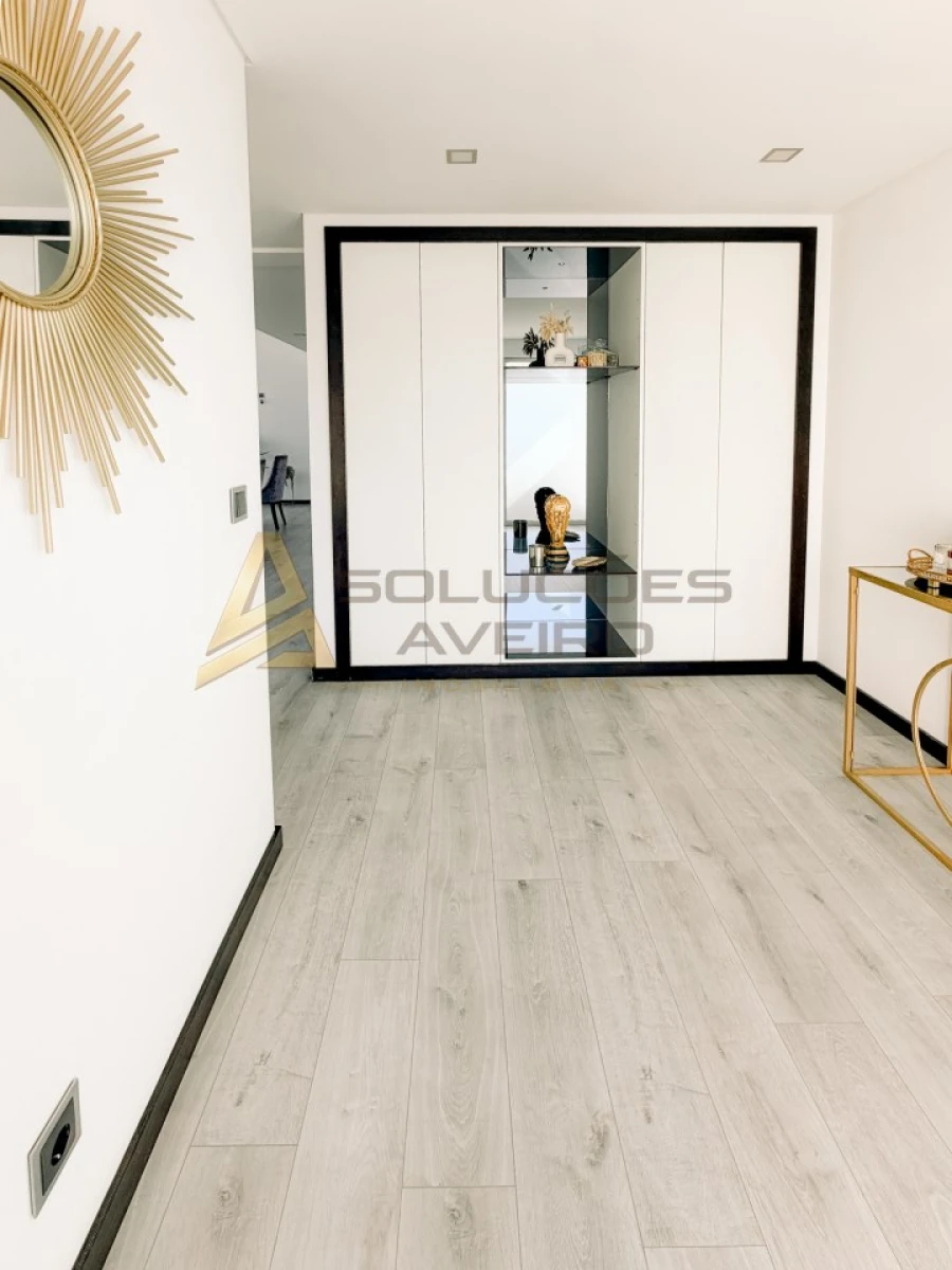 Moradia T4 para Venda em Oiã Foto 121