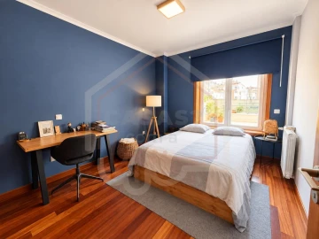 Apartamento T3 para Venda em Glória e Vera Cruz