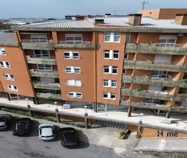 Garagem para Venda em Rio Tinto Foto 6