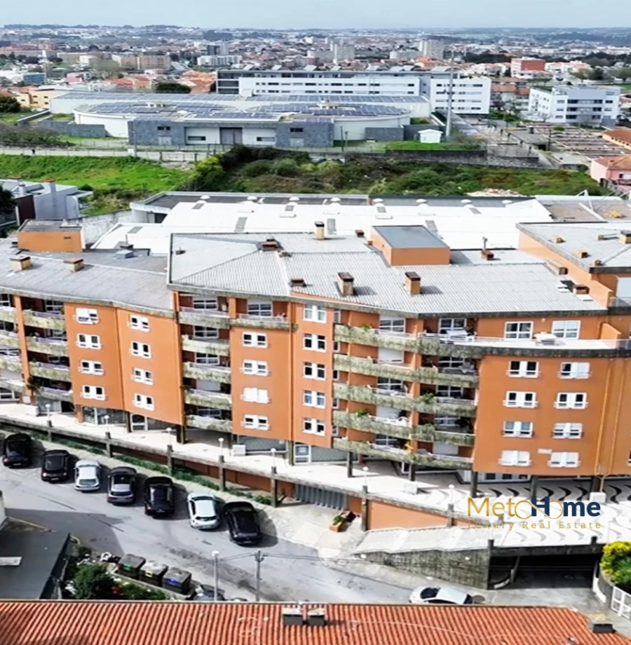 Garagem para Venda em Rio Tinto Foto 9