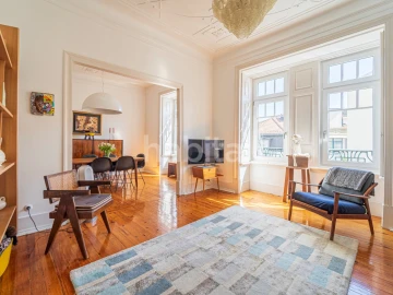Apartamento T3 para Venda em Campo de Ourique