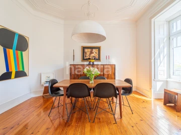 Apartamento T3 para Venda em Campo de Ourique