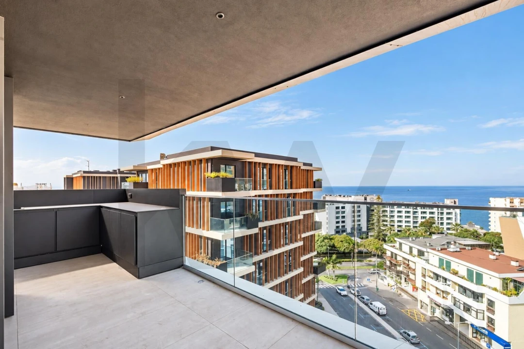 Apartamento T2 para Venda em São Martinho Foto 4