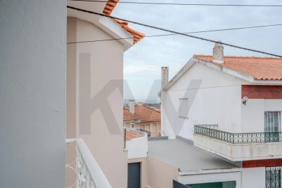 Moradia T4 para Venda em São Domingos de Rana