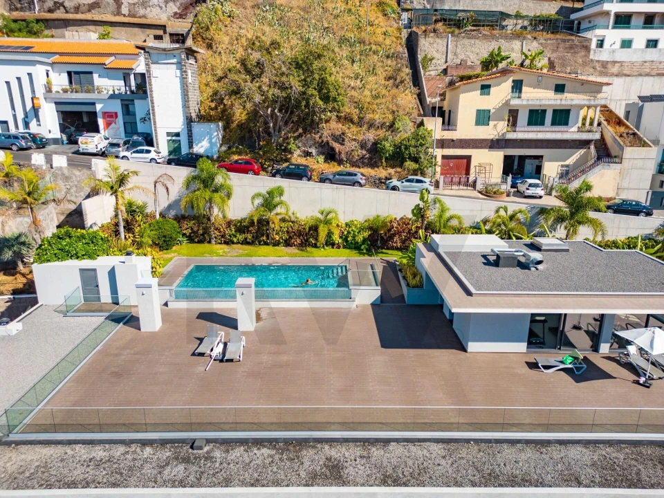 Apartamento T2 para Venda em Camara de Lobos Foto 18