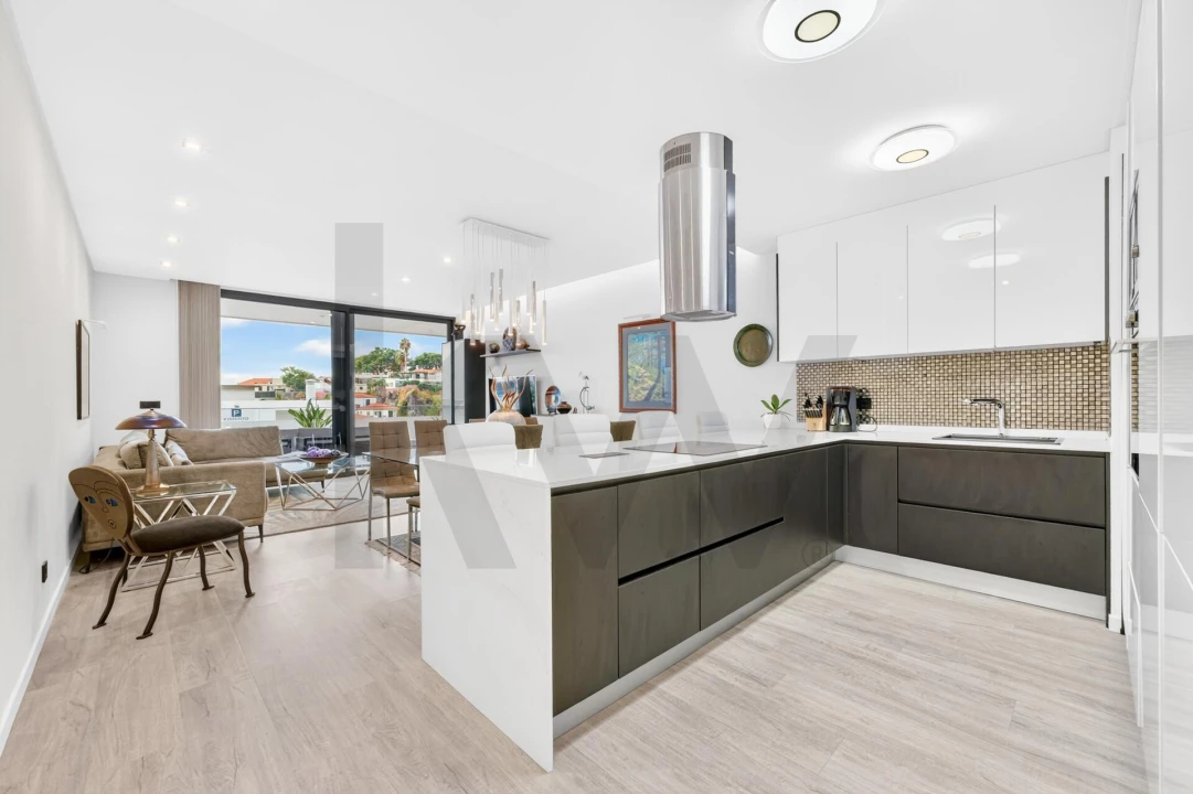 Apartamento T2 para Venda em Camara de Lobos Foto 3