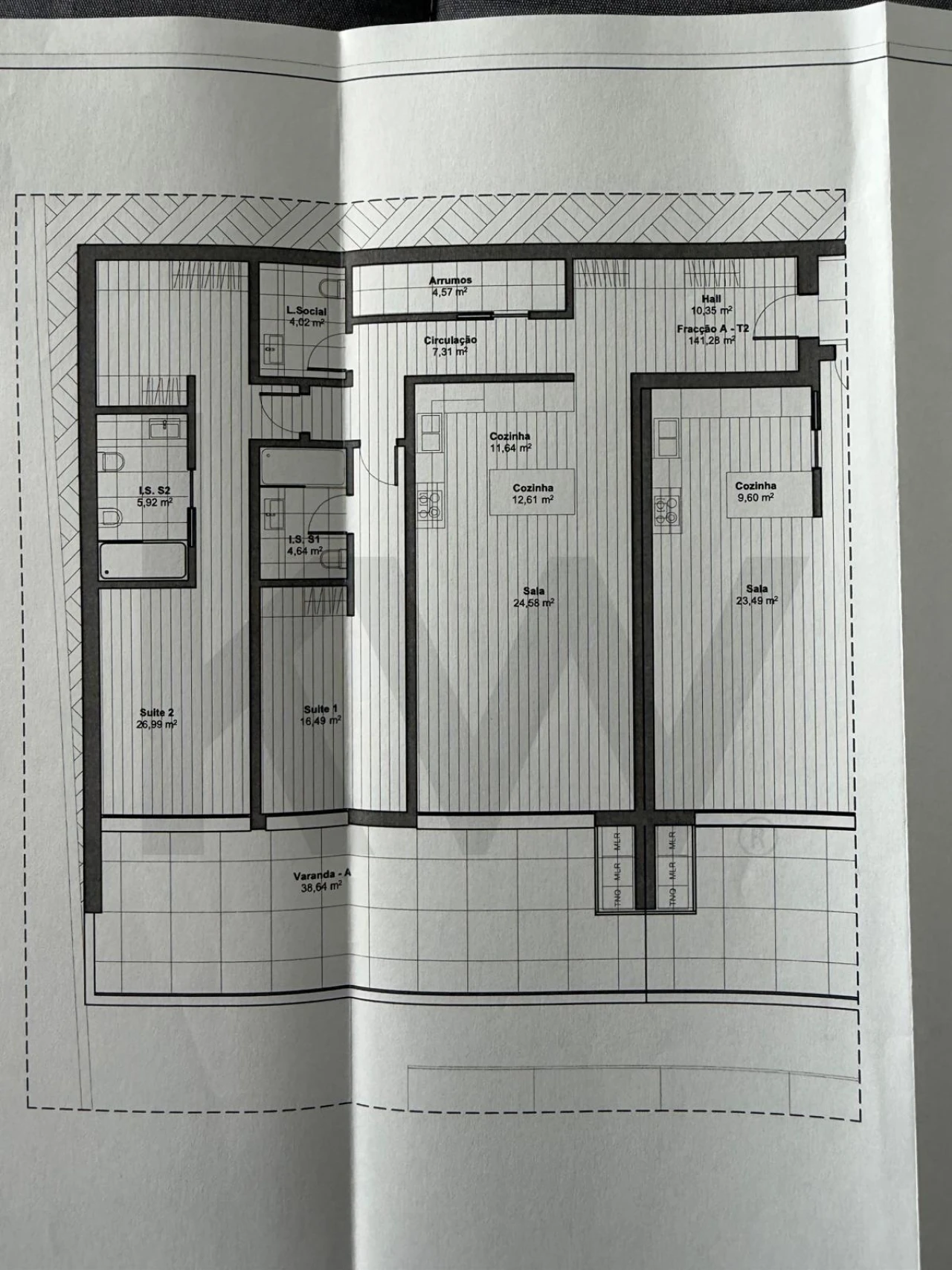Apartamento T2 para Venda em Camara de Lobos Foto 27