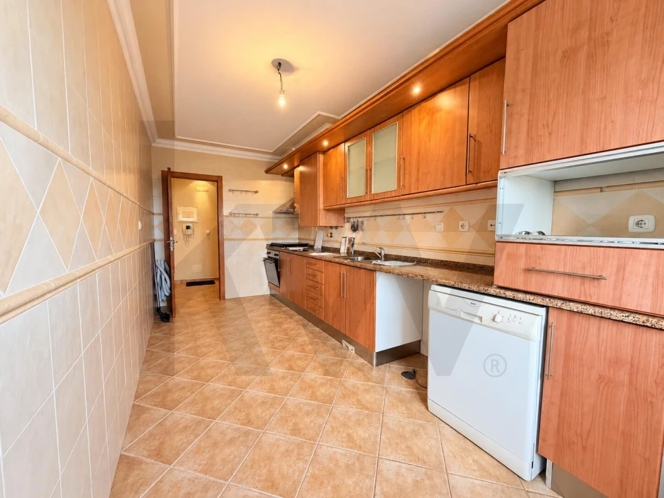 Apartamento T2 para Venda em Algueirão-Mem Martins Foto 11