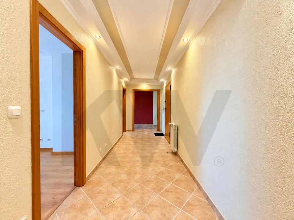 Apartamento T2 para Venda em Algueirão-Mem Martins Foto 9