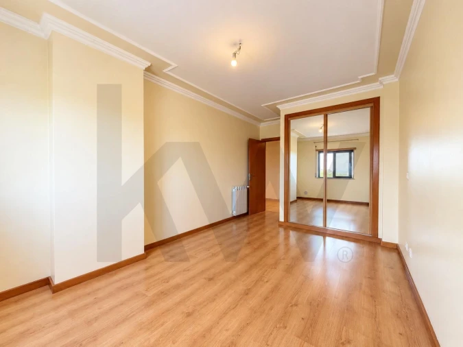 Apartamento T2 para Venda em Algueirão-Mem Martins Foto 15
