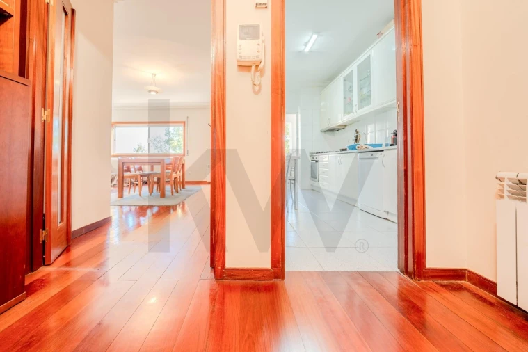 Apartamento T2 para Venda em Valongo Foto 14