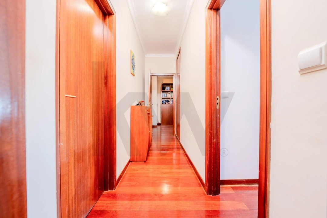 Apartamento T2 para Venda em Valongo Foto 30