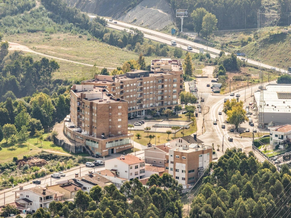Apartamento T2 para Venda em Valongo Foto 40