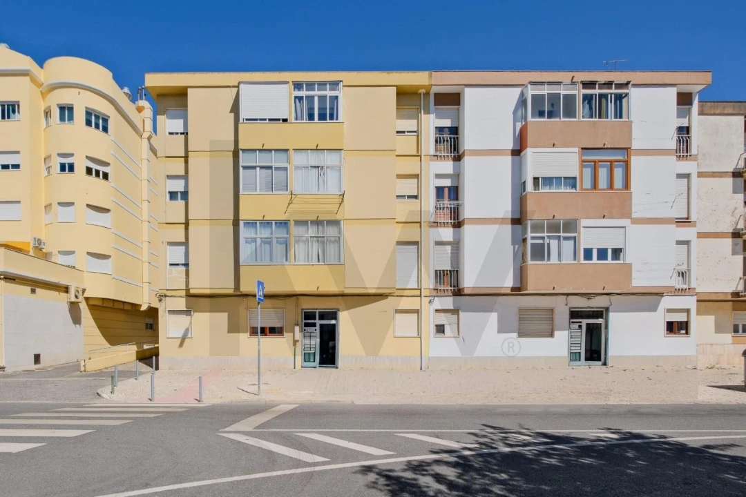 Apartamento T2 para Venda em Cacém e São Marcos Foto 19