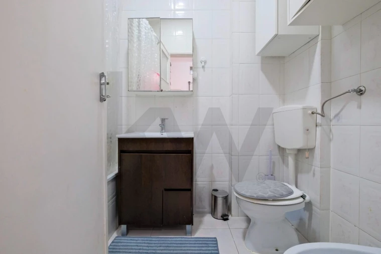 Apartamento T2 para Venda em Cacém e São Marcos Foto 17