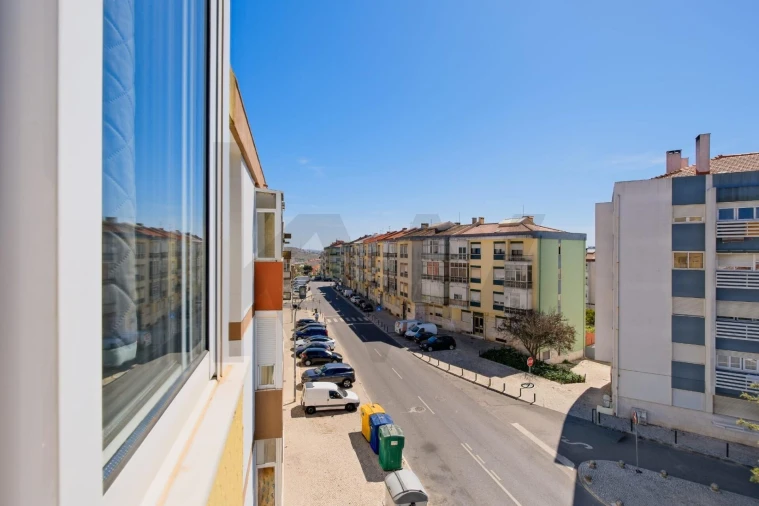 Apartamento T2 para Venda em Cacém e São Marcos Foto 20