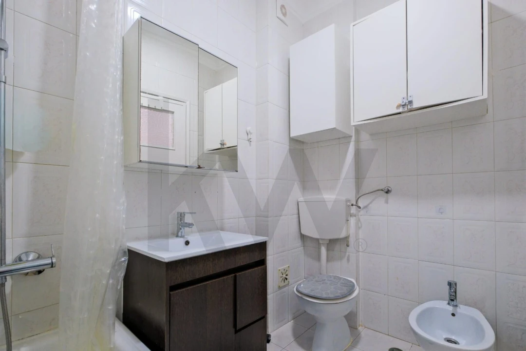 Apartamento T2 para Venda em Cacém e São Marcos Foto 23