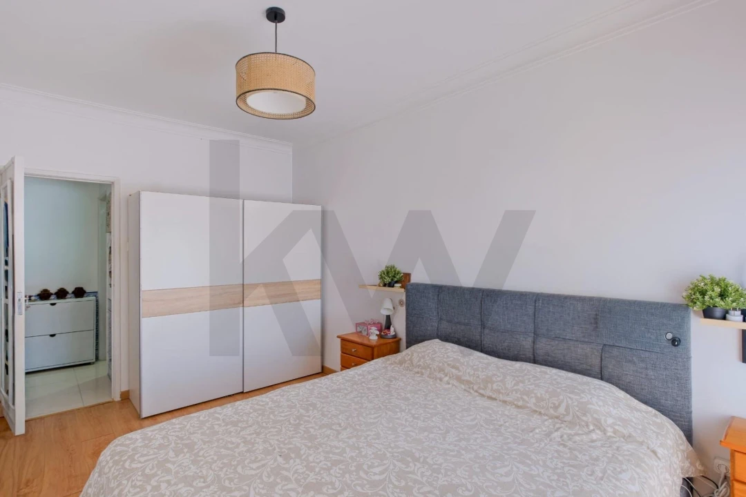 Apartamento T2 para Venda em Cacém e São Marcos Foto 8