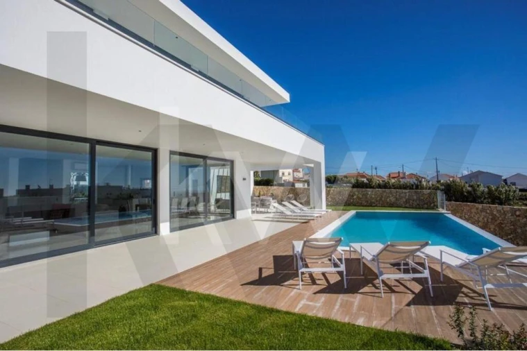 Moradia T4 para Venda em Ericeira Foto 6