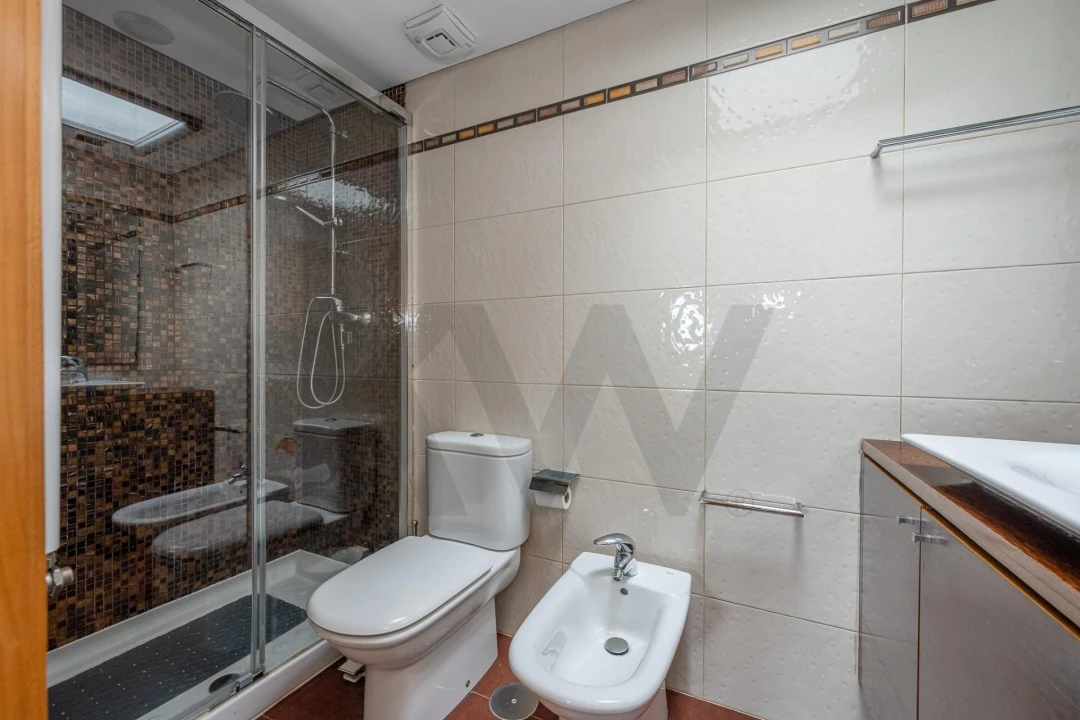 Moradia T4 para Venda em Santa Maria Maior e Monserrate e Meadela Foto 15