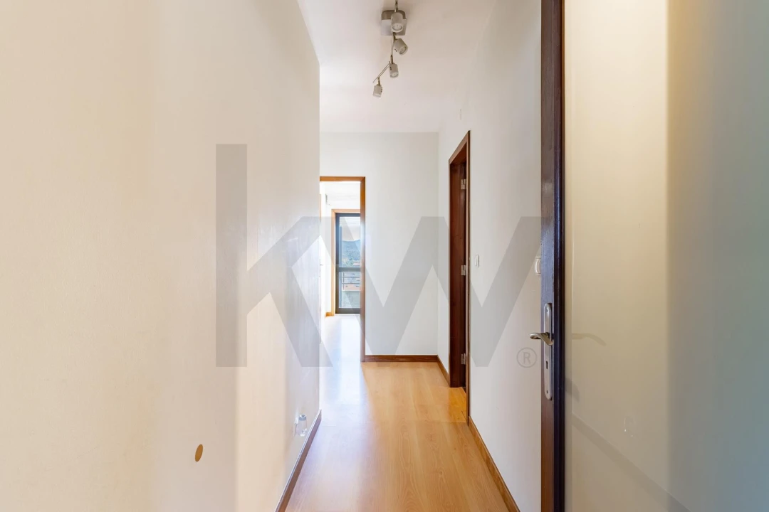 Apartamento T2 para Venda em São João da Madeira Foto 12