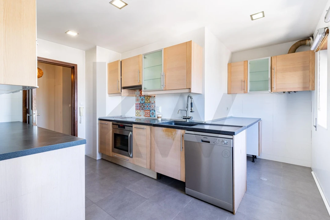 Apartamento T2 para Venda em São João da Madeira Foto 6