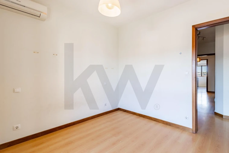 Apartamento T2 para Venda em São João da Madeira Foto 17
