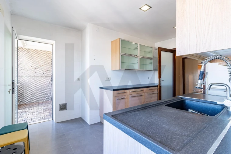 Apartamento T2 para Venda em São João da Madeira Foto 7